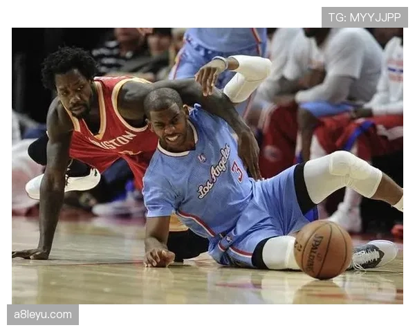 梅赫伦防守体系显成效,球队状态回暖创赛季最佳战绩 梅赫伦防守体系显成效,球队状态回暖创赛季最佳战绩