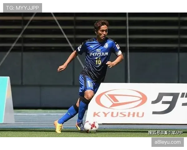 沙勒罗瓦新赛季进攻体系全面升级，剑指联赛亮眼表现