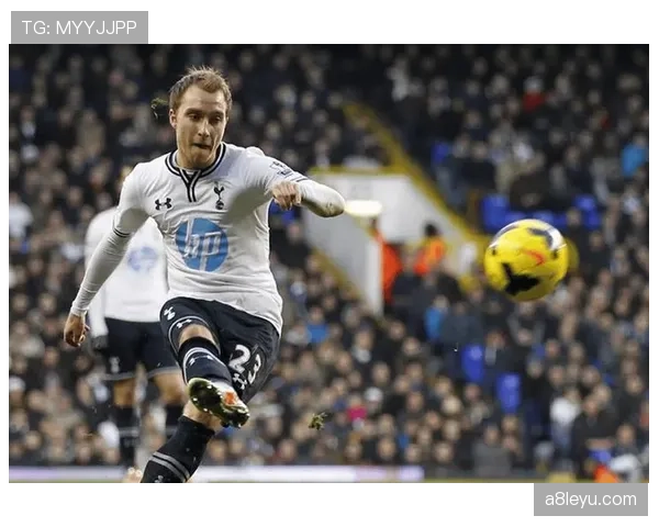 诺丁汉锋线火力全开，强势表现助球队再攀高峰